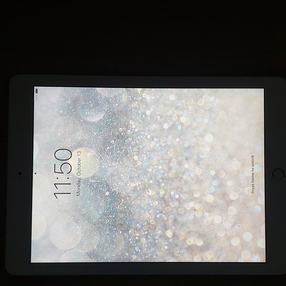 Apple Ipad 6th Generation - Picture 5 of 8